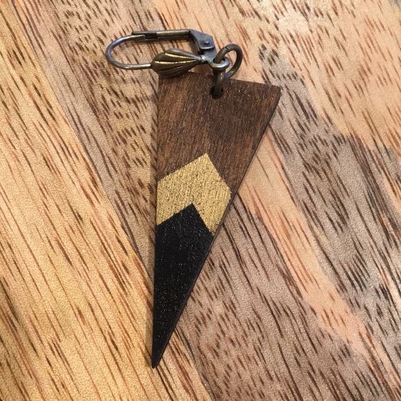 NWT Anthropologie Wood Deco Dagger Earrings - Picture 5 of 5